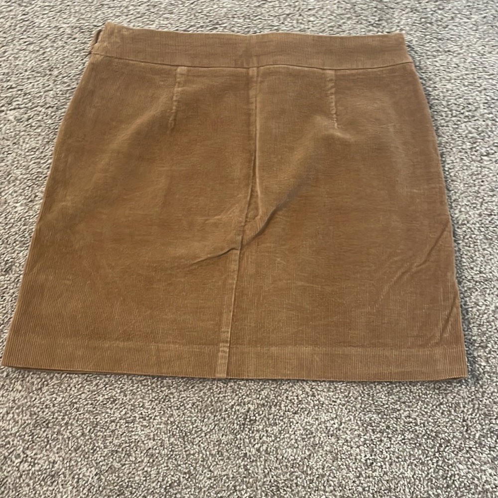 Banana Republic Skirt - Picture 2 of 4